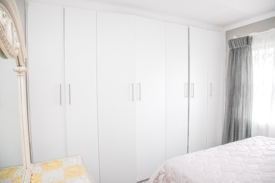 2 Bedroom Property for Sale in Haven Hills Eastern Cape